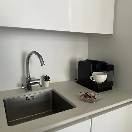 Nordic Urban Hideaway In Ullanlinna Appartement